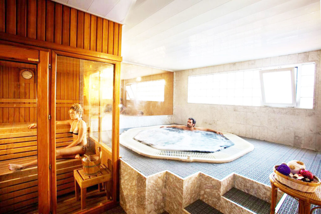 Hotel DOMO Vilafranca del Penedès Zona spa y relax